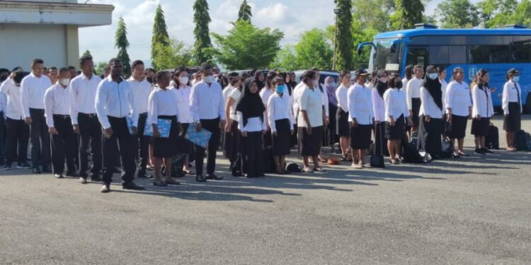 SK Pegawai Pemerintah dengan Perjanjian Kerja Tenaga Guru Tidak Bisa Dirubah