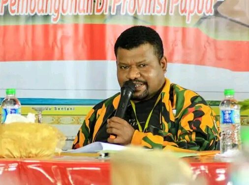 Wakil Sekretaris I DPD Partai Golkar Kabupaten Jayapura Early Ibo  Gerah dengan Pernyataan Rukka yang Deskreditkan Partainya