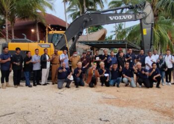 PT Indotruck Utama Perkenalkan Produk Unggulan Volvo Excavator 20 ton di Jayapura Papua