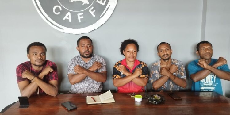 Joop Suebu Dilaporkan ke Polda Papua