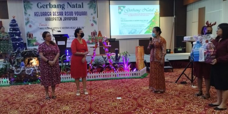 RSUD Youwari Rayakan Natal
