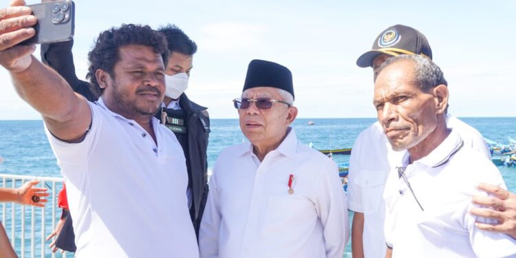 Nge-Vlog dengan Nelayan, Wapres Puji Semangat Kerja Masyarakat Biak Numfor