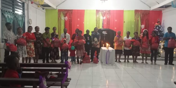 GPKAI Jemaat Ora Et Labora Inggiri Biak Rayakan Ibadah Natal Malam Kudus