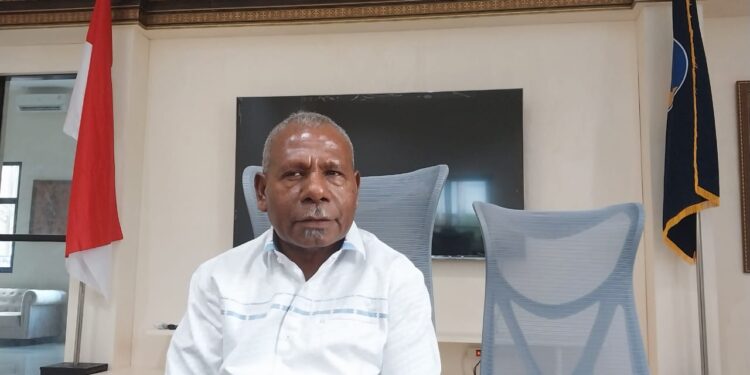 Mantan Bupati Mathius Awoitauw : “ Kami diluar tetap Kasih Suport Untuk Pj Bupati Jayapura”