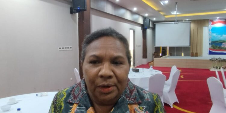 Masyarakat  Tidak Boleh Terlalu Ikut Campur Urusan Pemerintah