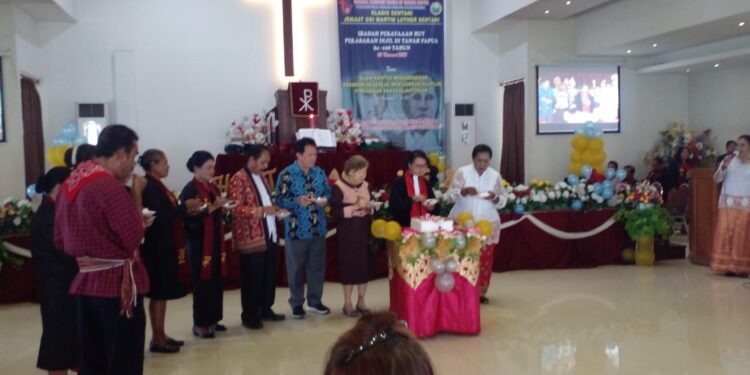 Jemaat Martin Luther Sentani Ibadah Perayaan HUT Pekabaran Injil ke 168