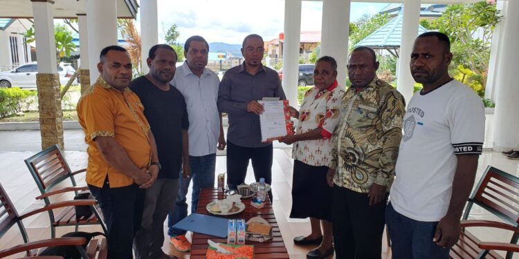 Dewan Adat Grime Nawa Dukung Kehadiran Presiden Jokowi di Tanah Papua