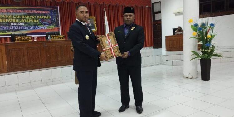 Empat Raperda Non APBD Resmi Disetujui oleh DPRD Kabupaten Jayapura