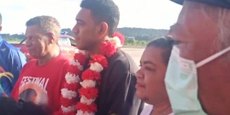 Jeam Kelly Sroyer Tiba di Biak, Disambut Pemerintah Biak Numfor dan Masyarakat