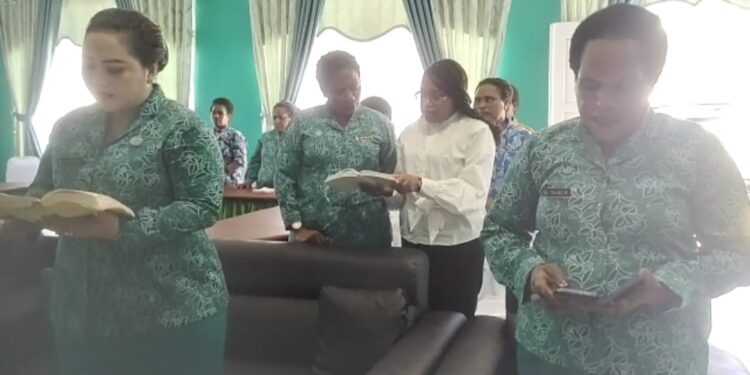TP PKK Kabupaten Mamteng Gelar Ibadah Syukur