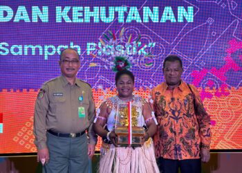 Peringatan Hari Lingkungan Hidup 2023, Papua Menerima Penghargaan dari Menteri LHK