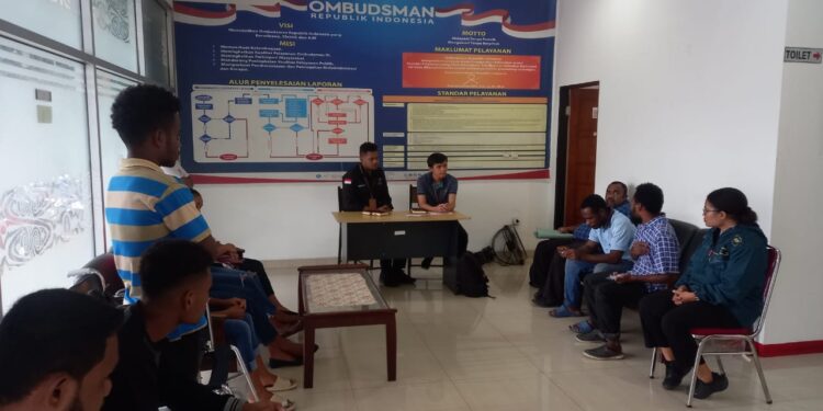 Mahasiswa Supiori di Jayapura, Didampingi Kuasa Hukum Mengadu ke Ombudsmen RI