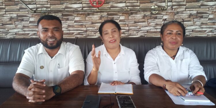 Kostantina Patipeme Perempuan Skouw Batas RI/PNG Situnjuk Sebagai Ketua Relawan Bejo For Ganjar Presiden 2024