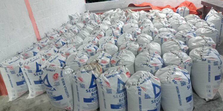 Bermodalkan Semangat dan Kerja Keras Steve Korwa Tekuni Industri Kapur Sirih, Sorido Biak