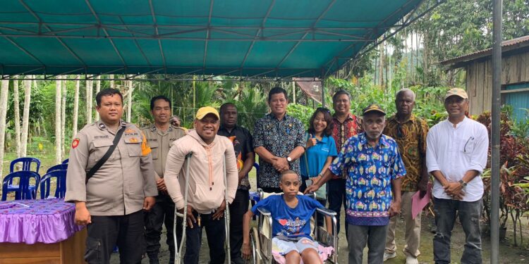 Yayasan Gapai Sumbangkan Toilet Disabilitas di Sabron Yaru Papua