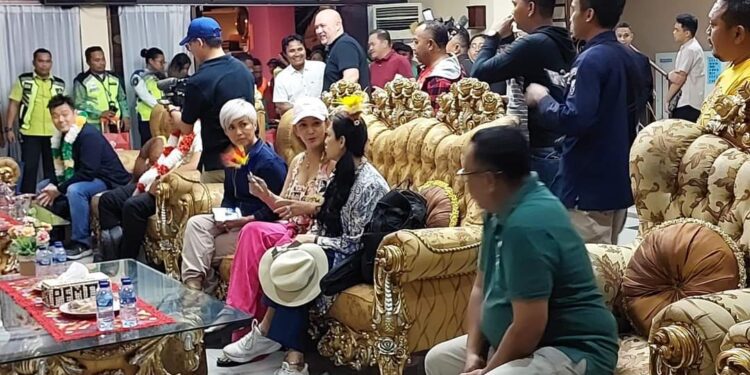 Artis Legendaris Meriam Belina Sore ini Meriahkan Acara Lounching PSBS Biak