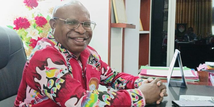 Direktur RSUD Jayapura Aloysius Giyai Pastikan Pelayanan Bagi Pasien Tetap Berjalan Normal, Pasca Pemberitahuan Para Dokter Spesialis Provinsi Papua Lakukan Mogok Pelayanan