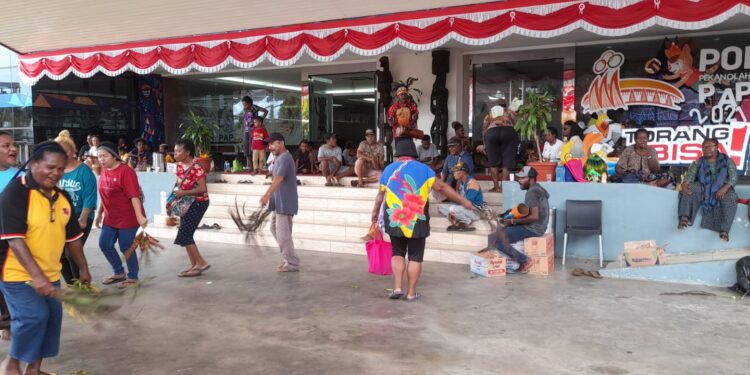 Stadion Mandala Jayapura Dipalang