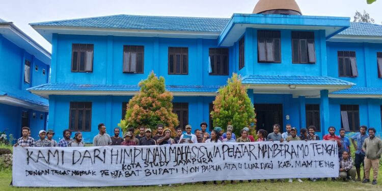 Pernyataan Sikap Mahasiswa Mamteng Menolak Penjabat Bupati yang Bukan Putra Asli Daerah Mamberamo Tengah