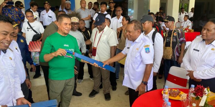 Tekan Stunting, Pj.Gubernur Papua Ridwan Rumasukun Minta Pemda Supiori Tingkatkan Peran Posyandu