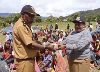 Warga Lima Kampung Distrik Kobakma Antusias Terima Dana BLT