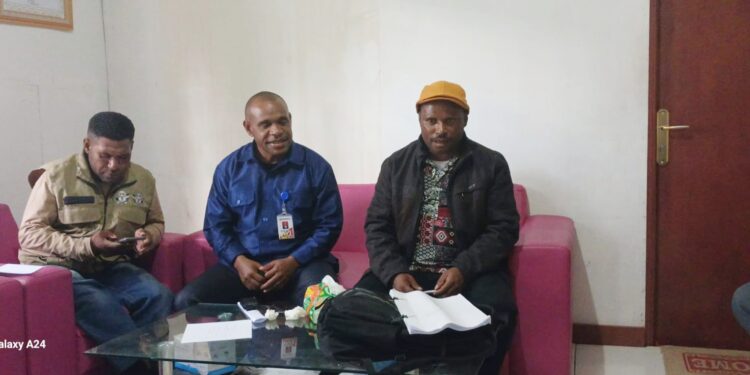 KPU dan Bawaslu Sesalkan Stetmen Bupati Spey Sebagai Pembina Politik Di Pegunungan Bintang