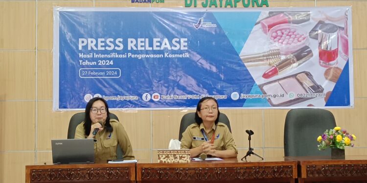 Balai Besar Pengawasan Obat dan Makanan-Jayapura Musnahkan Ratusan Kosmetik Illegal