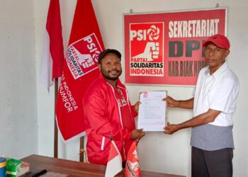 Bakal Calon Bupati Biak Numfor Anton Mansnembra dan Calon Wakil H.ABD Rahman, Resmi Daftar ke Parta PSI