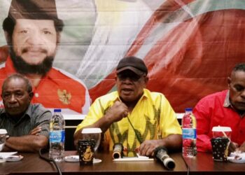 Hendrik Yance Udam Maju Calon Gubernur Papua Jalur Independen