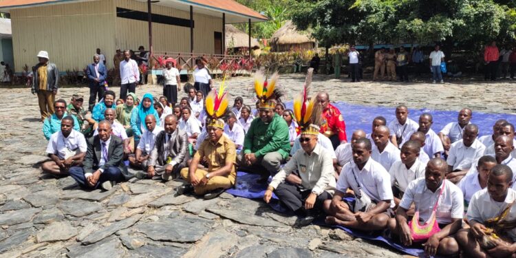 Peresmian Kantor Wilayah dan Tugu Salib Tanda Sejarah Perkembangan Penginjilan