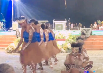 Sanggar Robongholo Tampilkan Yati Noken di FDS Ke – XIV