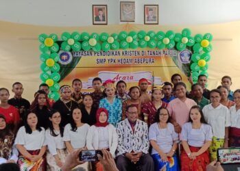 96 Siswa SMP YPK Hedam Abepura Lulus 100 Persen