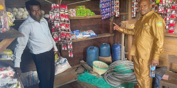 Kembangkan Ekonomi Rakyat, Dinas Koperasi dan UKM Mamteng Bantu Modal Usaha UMKM dan Koperasi