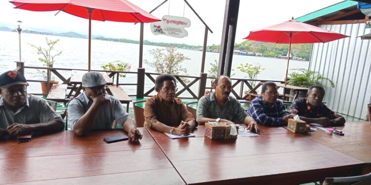 Panpil DPRK Telah Menerima Berkas Pansel DPRK Kabupaten Jayapura