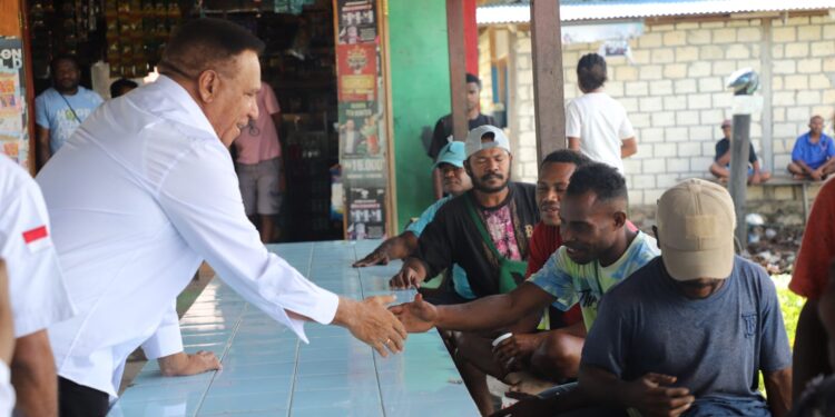 Banyak Keunggulan, Paulus Waterpauw Mendominasi Survei PSI