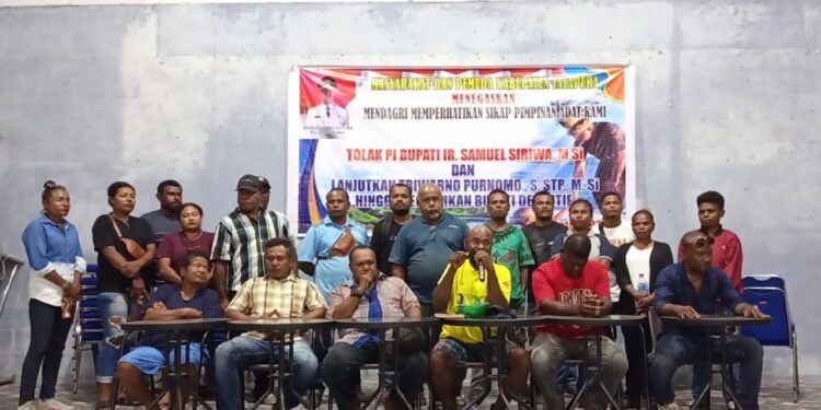 Mendagri Harus Batalkan SK Pj. Bupati Jayapura Ir. Semuel Siriwa