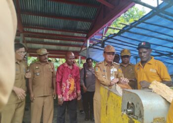 Kapolsek Sentani Timur Hadiri Penyerahan Bantuan Hibah Kendaraan Angkutan Barang