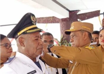 Lukas Mokay, Resmi Dilantik Sebagai Kepala Kampung Oleh Pj. Bupati Jayapura