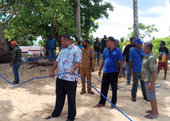 Rony Mansoben Hadir Ditengah Masyarakat Melepas 1 Unit Rumpon Untuk Peningkatan Ekonomi Masyarakat Kampung Warbor