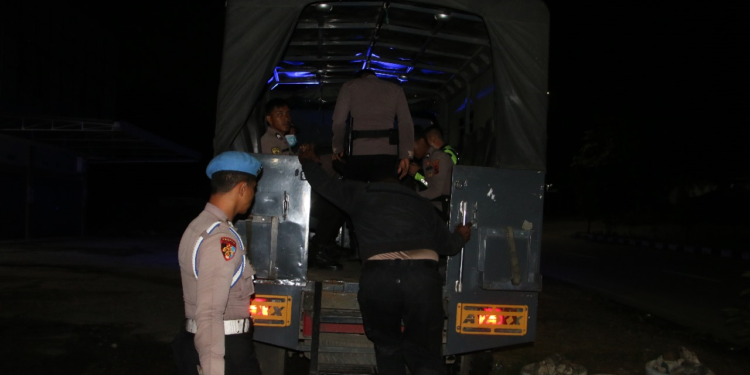 Tingkatkan Keamanan Jelang Pilkada 2024, Polres Jayapura Laksanakan Patroli