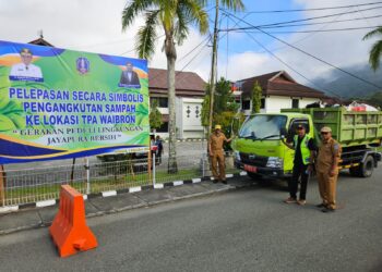 Semuel Siriwa’ Canangkan Kembali Program Kebersihan di Kabupaten Jayapura