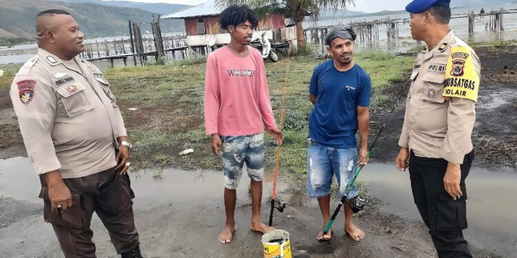 Kasat Polair Polres Jayapura Sambangi Masyarakat, Sampaikan Pesan Kamtibmas