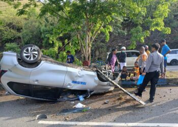 Diduga di Pengaruh alkohol’ Mobil Avanza Salto