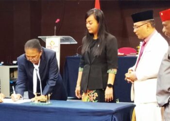 Sidang Paripurna DPRD Kabupaten Jayapura Bahas APBD 2025