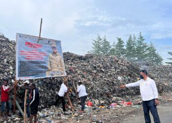 Pj. Bupati Jayapura Tegaskan Warga Patuhi Himbauan di TPS Doyo Lama