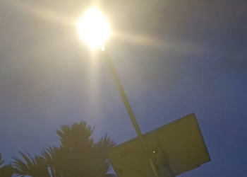 JBR-HADIR Beri Bukti Bukan Janji Manis, Kemarin Nyalakang Dua Lampu Jalan di Abepura