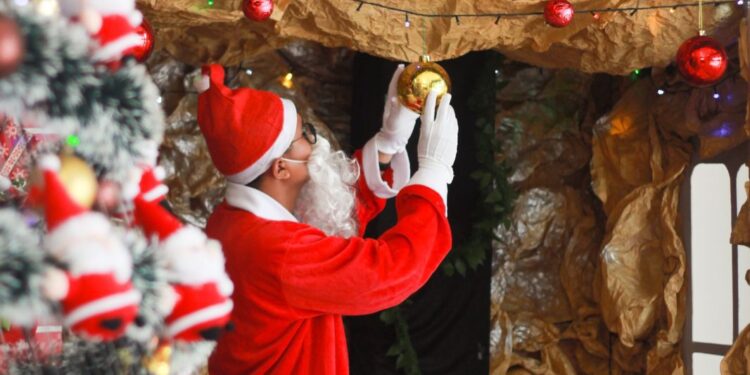 Sambut Natal 2024, Hotel Suni Abepura Hadirkan Wonderland Christmas