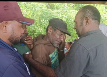 Kemenangan Paslon Cabup dan Cawabup Sarmi No. Urut 1, DJ Disambut Haru Tangis Bahagia