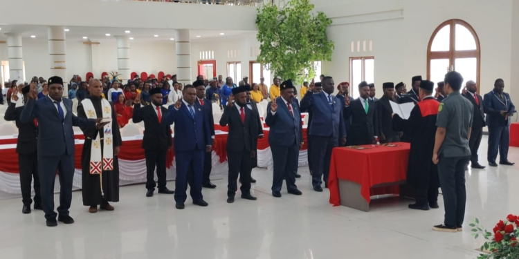 20 Anggota DPRD Mamteng Periode 2024-2029  Dilantik