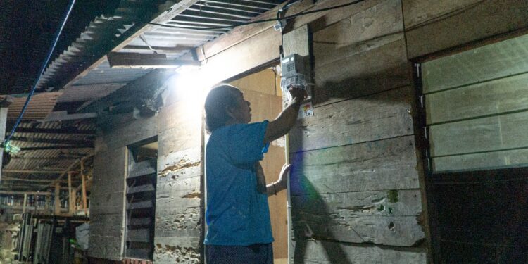 Tujuh Ratus Ribu Pelanggan Rumah Tangga PLN Papua Nikmati Diskon Listrik Mulai Januari